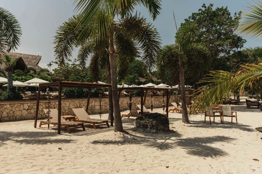 Cartagena: Makani Luxury Beach Club Day Pass - Kai Zone and pool time: the core of the experience