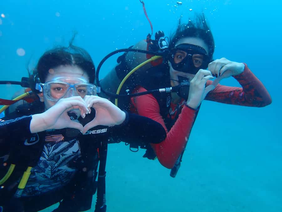 Cartagena: PADI DISCOVER SCUBA / MINICURSO DE BUCEO - Two 50-minute underwater sessions at 5 to 10 meters, what to expect