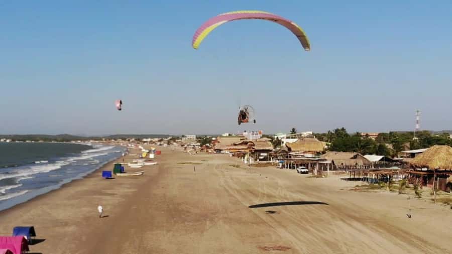 Cartagena: Paratriking Flight from the Beach - Getting to the Start, Pickup Zones and Meeting Point