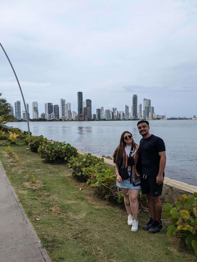 Cartagena: Private City Tour in an Air-Conditioned Vehicle - Manga mansions and bay views: getting the big picture early