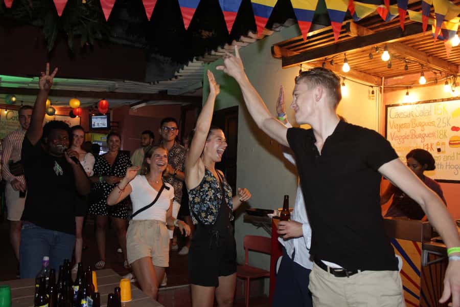 Cartagena: Pub Crawl with Dancing Lessons and Free Shots - Why this Cartagena pub crawl works for your first night out