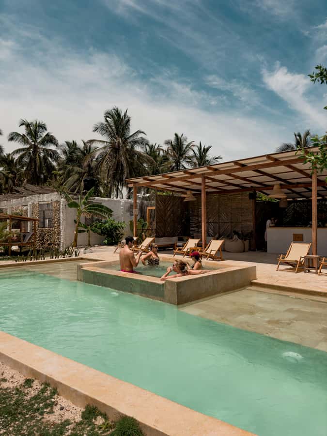 Cartagena: Rosario Islands Day Tour with Snorkel & Lunch - The 8-hour format: why this tour feels like a best-of sampler