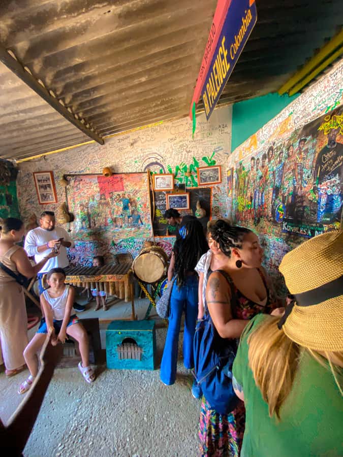 Cartagena: San Basilio de Palenque Guided Day Trip - Arriving in Palenque: the streets, the photo stop, and your first taste of culture