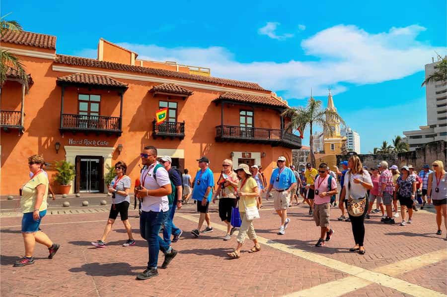 Cartagena: Shared Walking Tour of the Colonial Old Town - Key Points at a Glance