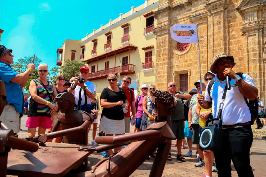 Cartagena: Shared Walking Tour of the Colonial Old Town - The Protective Walls: Stories With a Purpose