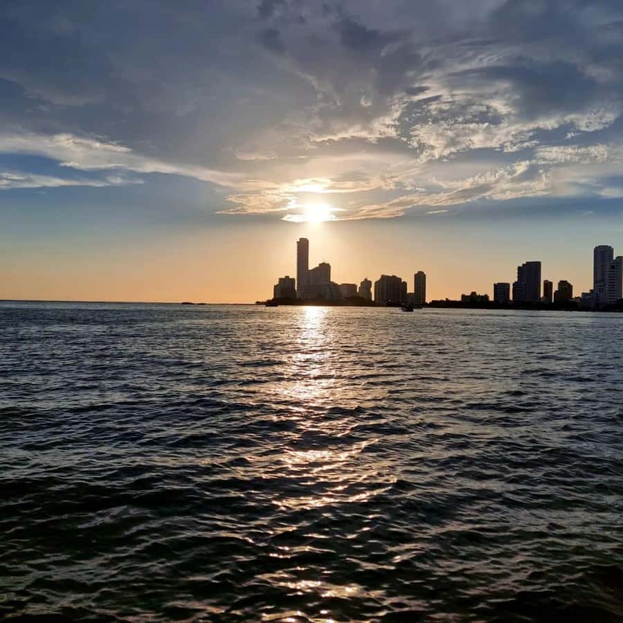 Cartagena: Sunset baytour with Dj, drinks and disco - Key things I’d note before you go