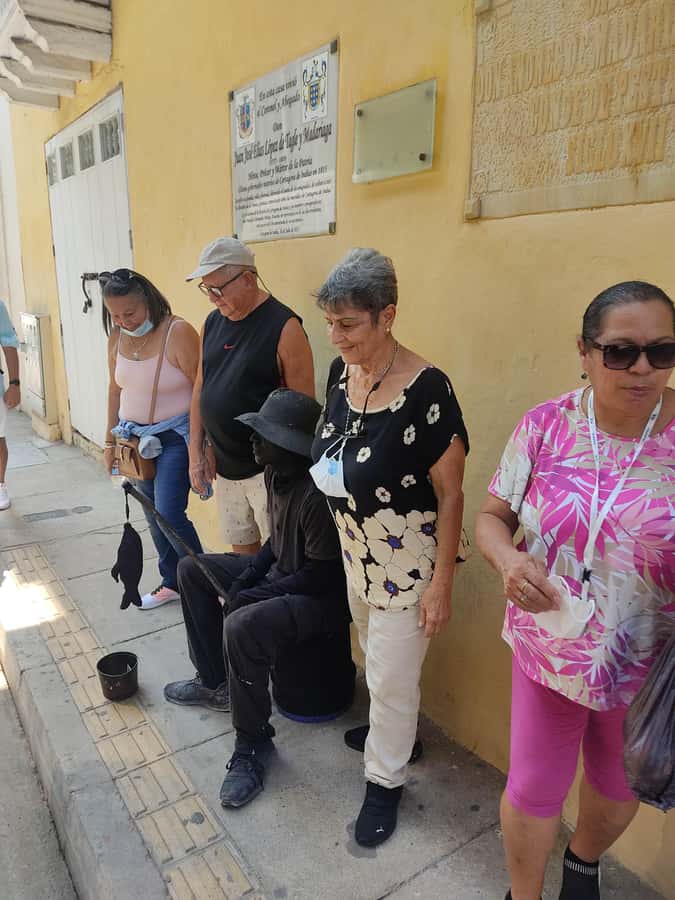 CARTAGENA: The Best CITY TOUR of my Magical City - Downtown Cartagena time: history, street art, and the rhythm of the center