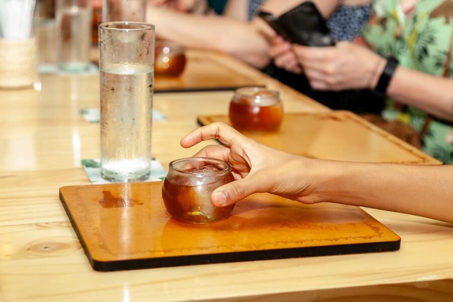 Cartagena: The Legendary Colombian Rum and Chocolate Tasting - Local gastronomy bites that keep the tasting grounded