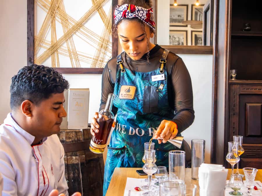 Cartagena: The Legendary Colombian Rum and Chocolate Tasting - Eight paired pours, and how the tasting stays organized