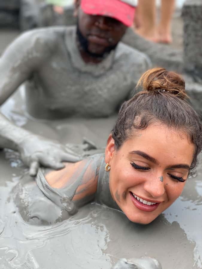Cartagena: Totumo Mud Volcano Experience - The 50 steps, old clothes, and what it feels like to climb into the crater