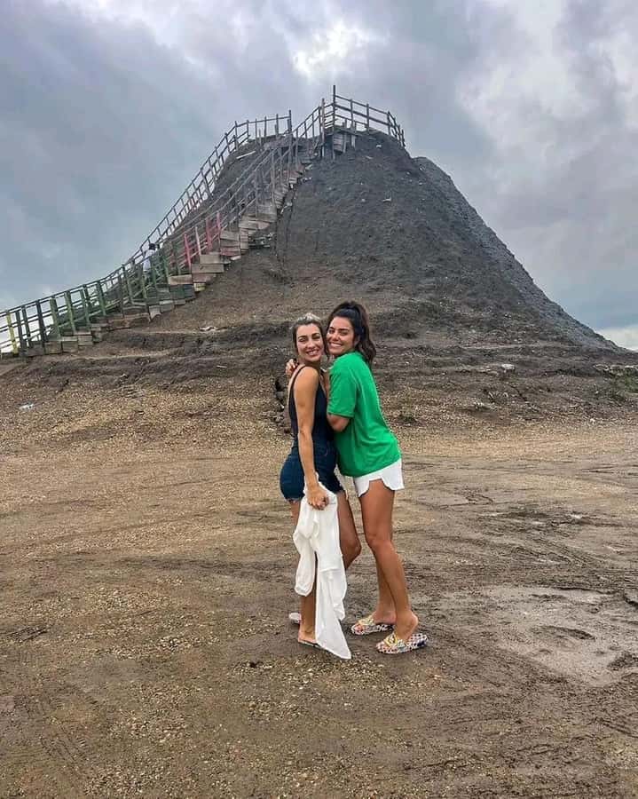 Cartagena: Totumo Mud Volcano with Bilingual Guide - Totumo Mud Volcano and the Cartagena rhythm: what your day feels like