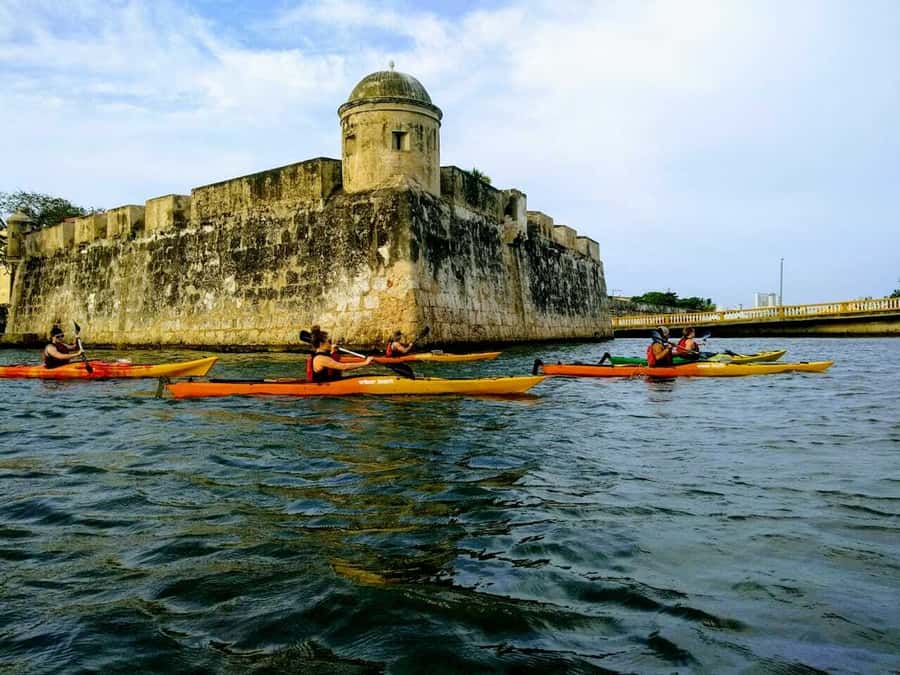 Cartagena: Walled City Kayak Tour - Key highlights to look for