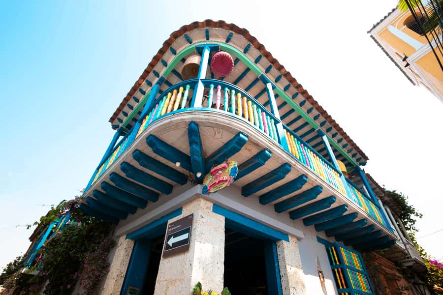 Cartagena: Walled City Walking Tour - Which kind of traveler should book this?