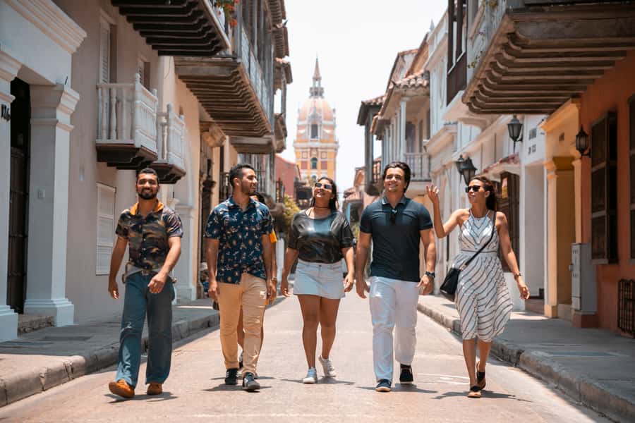 Cartagena: Walled City Walking Tour - Why Cartagena’s walled city feels like a moving museum