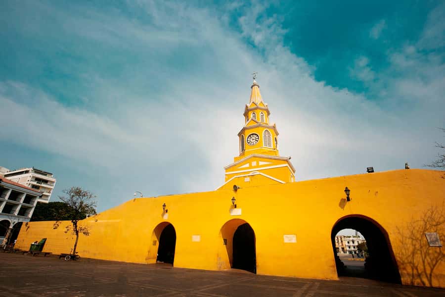 Cartagena: Walled City Walking Tour - From Aduana Plaza to Plaza Bolívar, then the Inquisition Palace