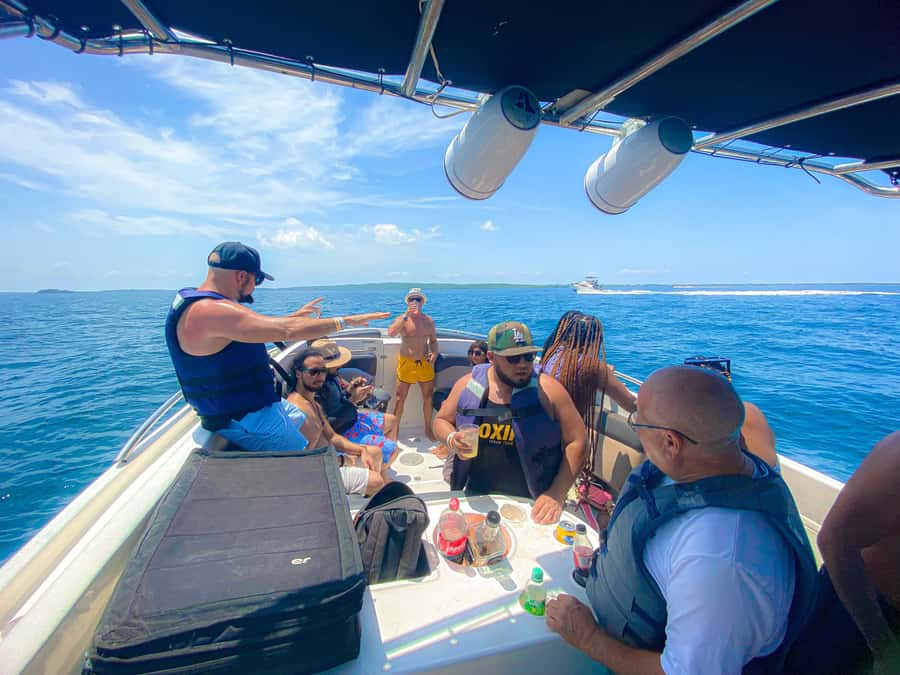 Cholon Forever Boat Party - What to bring so you do not lose time on the island