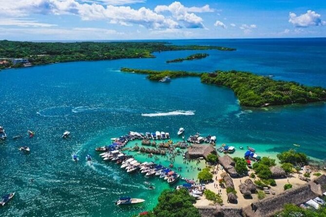 Cholon The party island, with DJ on board - Rosario Islands water time: views, rumba, and a quick swim window