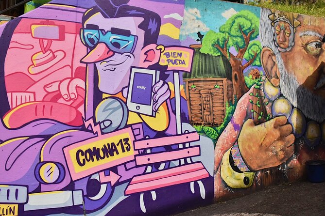 City Tour + Commune 13 Medellin - Plaza Botero: photos first, context second