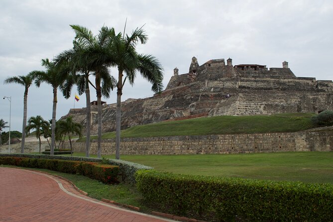 City Tour in Chiva through the City of Cartagena - Ending in the Historic Center: UNESCO Streets, Real Walking Time