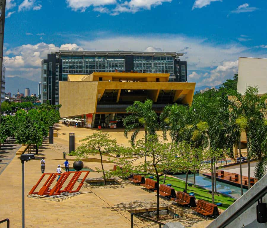 City Tour of Downtown Medellin Private or Shared - Memory House Museum: Medellín Through Colombia’s Recent Conflict