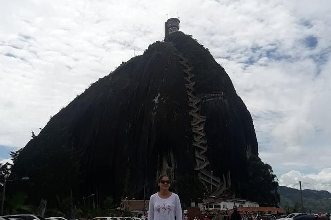 Combo Guatape and Medellin Sightseeing Tours - El Peñol’s 700 Steps and the Old Peñol Replica: The Day’s Big Moment