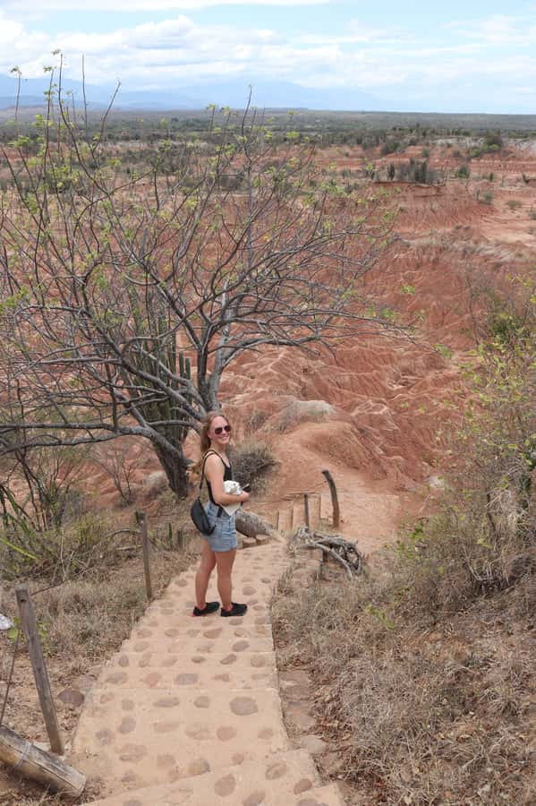 Community tour Biodiversity Latatacoa Desert Villavieja - Las Ventanas Mirador and short hikes: the view you earn