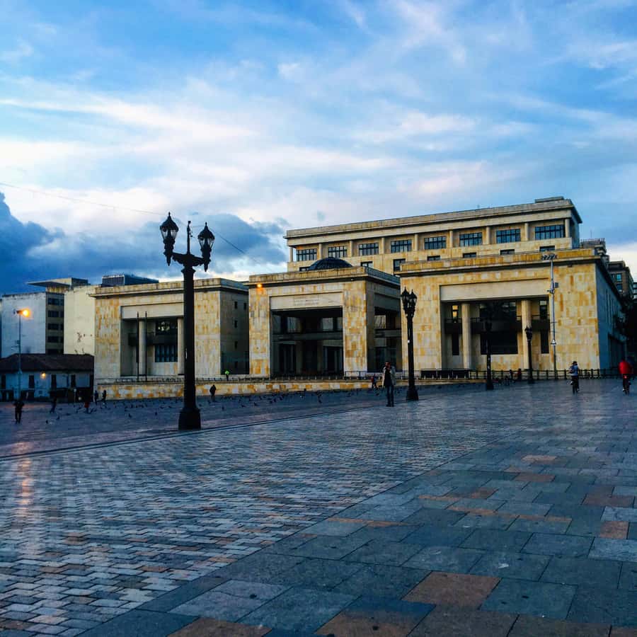 Complete Walking Tour in Bogota's Downtown - Starting at the Gold Museum, with El Dorado in your head