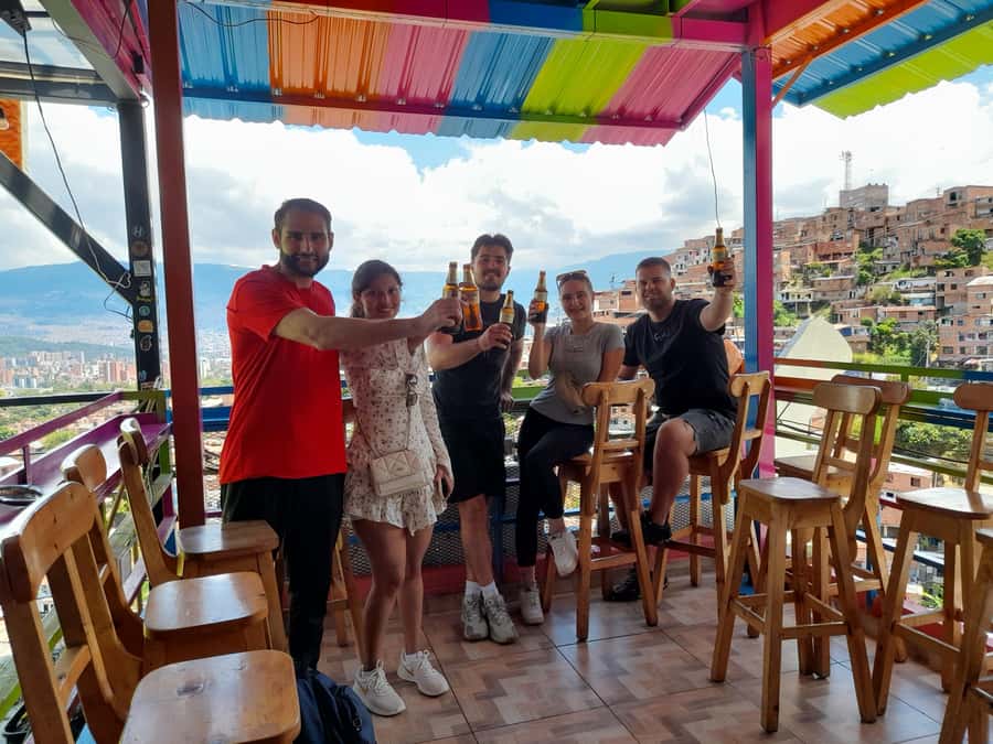 Comuna 13: Graffiti tour & Street Food/drink with telesferic - Metro and bus segments: the ride that gets you oriented fast