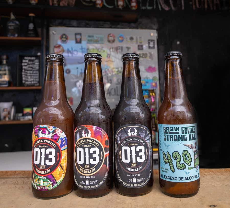 Comuna 13: Graffiti Tour with Tasting, Live Show, & Gallery - Comuna 13 Graffiti and the Kolacho Story You’re Really Walking Through