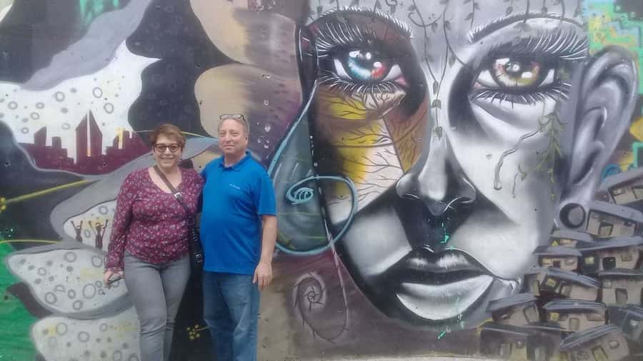 Comuna 13 Neighborhood & Street Art Private Tour - The cable car segment, and why it is worth paying attention to