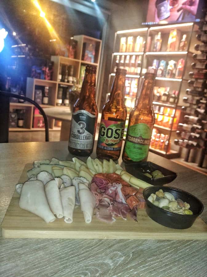 Craft Beer Pub Crawl in Cali - The Tasting Experience: How You Learn Without Feeling Like School