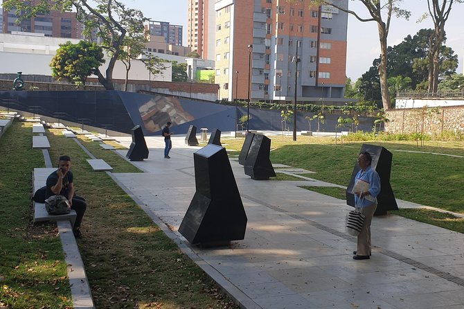 Do Not Say That Name - The middle rhythm: shrine stop and Cementerio Jardines Montesacro