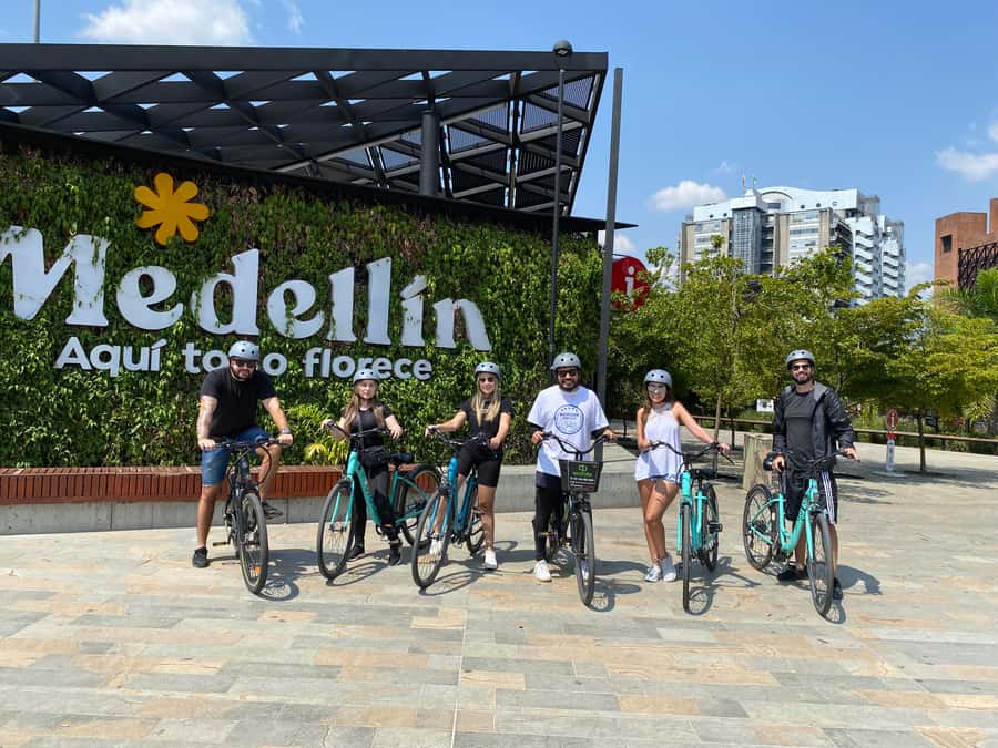 E-Bike City Tour Medellin with Local beer and Snacks - Pueblito Paisa: The Paisa Town Feeling and Best Photo Angles