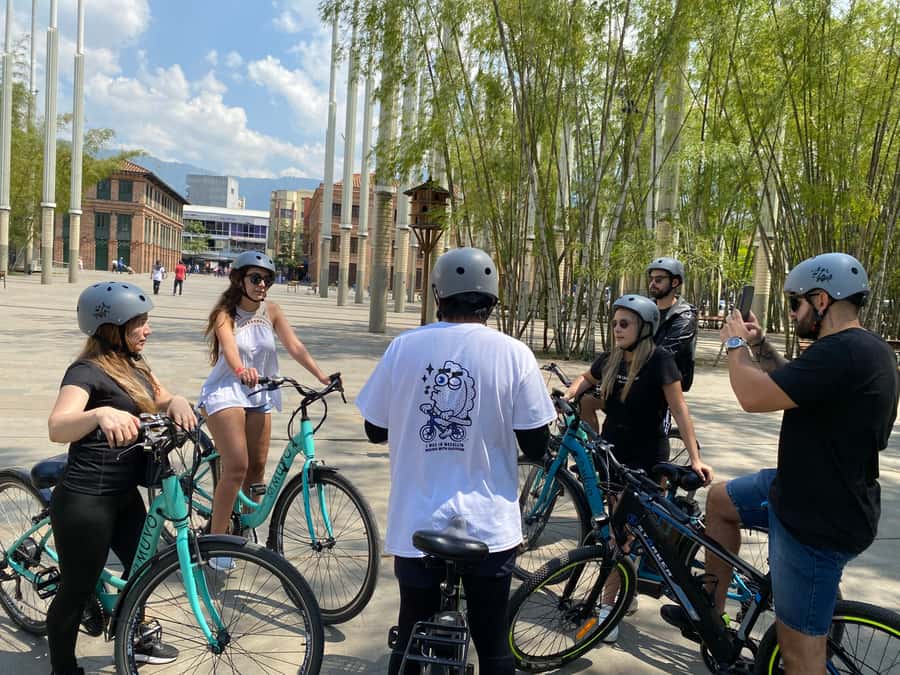 E-Bike City Tour Medellin with Local beer and Snacks - Medellin River Parks: Where Green Space and Movement Meet