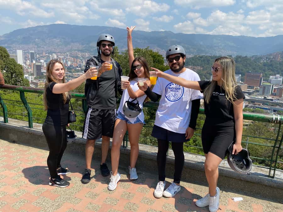 E-Bike City Tour Medellin with Local beer and Snacks - Why Medellin Makes Sense on an E-Bike
