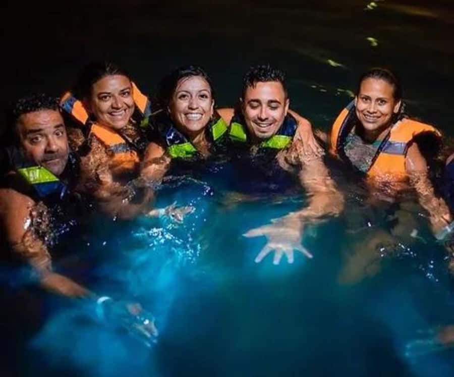Enjoy the beach at Barú: Aviary + bioluminescense plankton - Playa time in turquoise water, plus what to do with your “free” hours