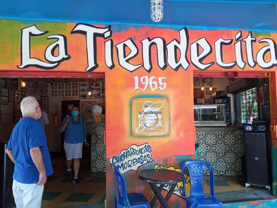 Food Tour in Barranquilla Downtown - Malecón Tourist León Caridi: Walk the City, Not Just the Restaurants