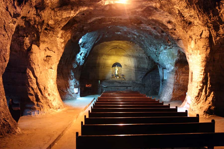 From Bogotá: Jaime Duque Park and Salt Cathedral with Lunch - Jaime Duque Park: replicas that are more fun than they sound
