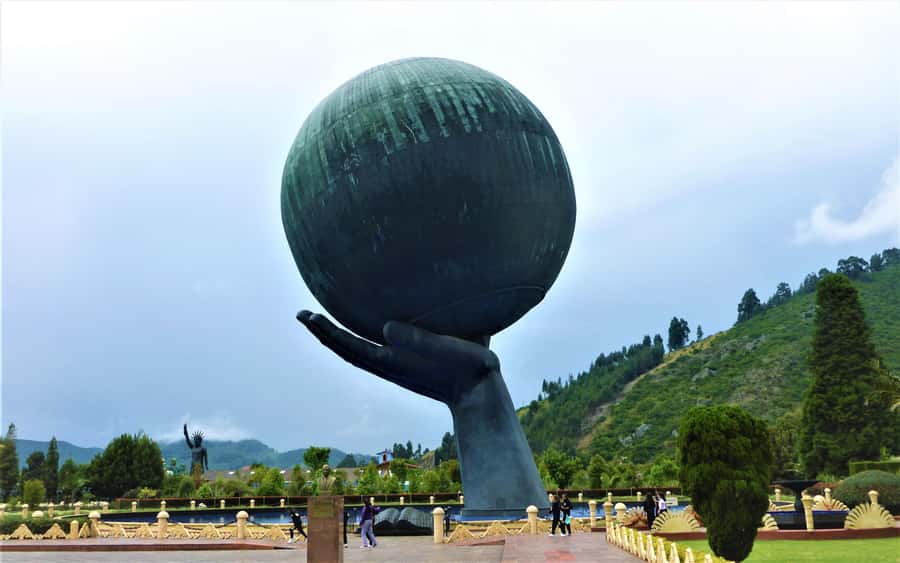 From Bogotá: Jaime Duque Park and Salt Cathedral with Lunch - Getting out of Bogotá: the drive time matters more than you think