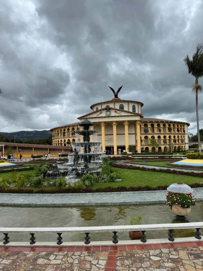From Bogota: Jaime Duque Park and zoo with ticket included - Bioparque Wakatá: 500+ Animals in a Manageable Zoo Visit
