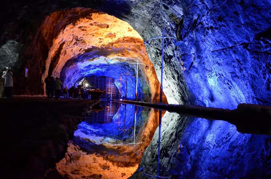 From Bogotá: Nemocón Salt Mines Tour and Andrés Carne De Res - Entering the Mine: What the Guided Tour Actually Helps You See