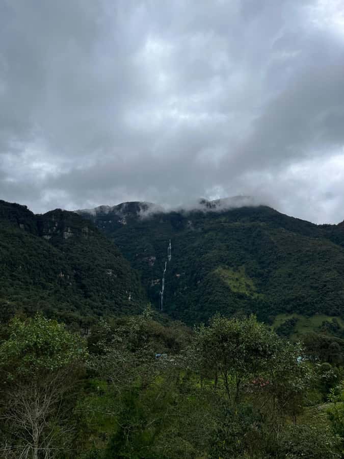FROM BOGOTA: Tour to La Chorrera, Colombia's highest waterfall. - The 1-hour photo stop and free time at the falls