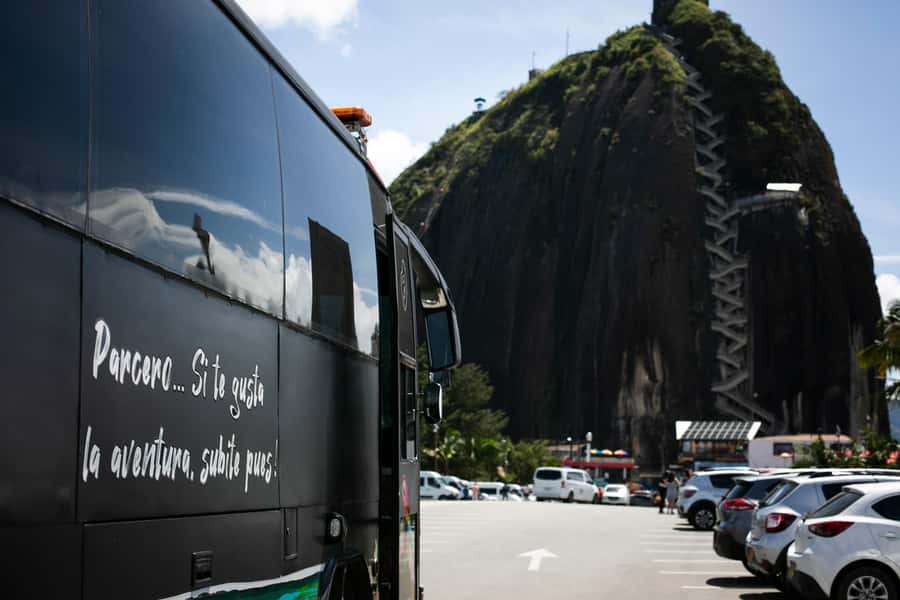 From Medellin: Guatape El Peñol with boat + gastronomic tour - Getting From Medellín: The Scenic Build-Up Matters