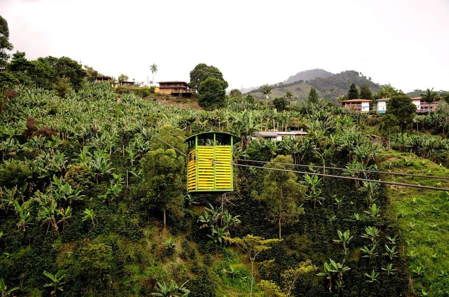 From Medellín: Jardín Private 2-Day Tour with Activities - La Garrucha cable car: simple ride, big mountain views