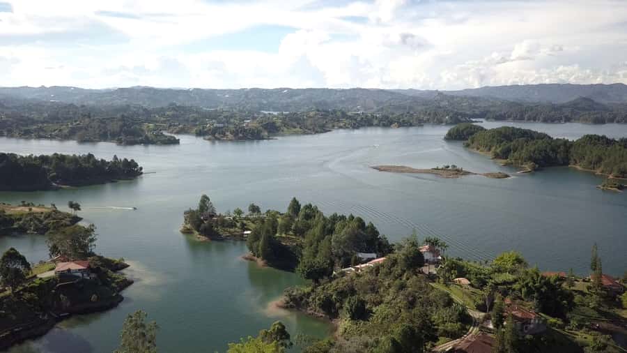 From Medellín: Paragliding Flight and Guatape Tour - Weather and timing: protect your plan without stressing