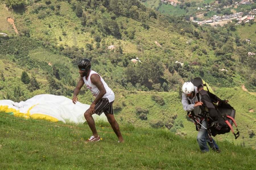 From Medellín: Paragliding Tour with GoPro Photos & Videos - Getting the Most Out of Aerial Tricks and City Views
