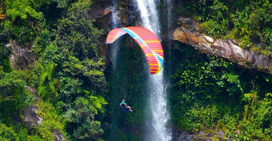 From Medellin: Private Paragliding Tour Over Waterfalls - When this tour is the best fit for your trip
