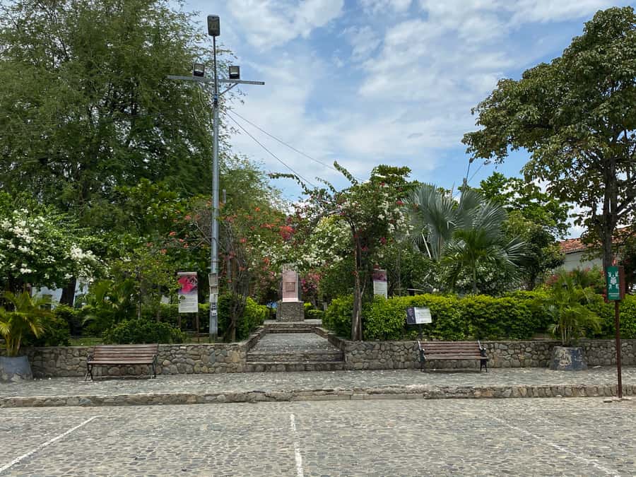 From Medellín: Private Santa Fe de Antioquia Tour - Price and value: what $119 per person covers, and what it does not