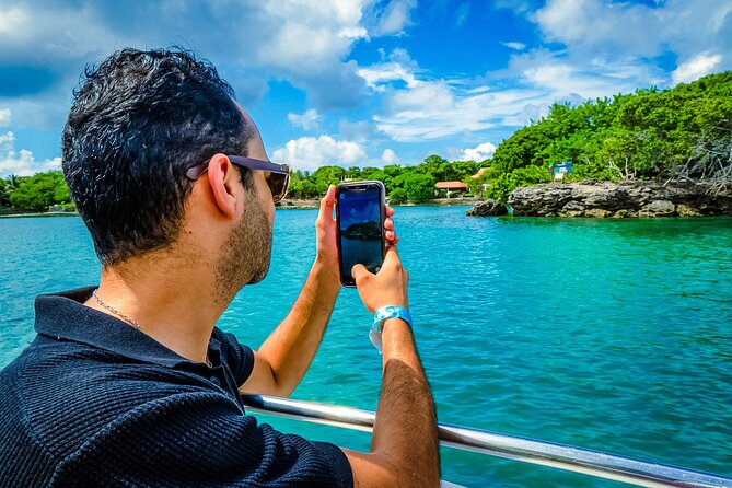 Full Day 5 Best Rosario Islands Spots Make Friends & do Snorkel - Snorkeling on this trip: gear is included, deeper water is the real deal