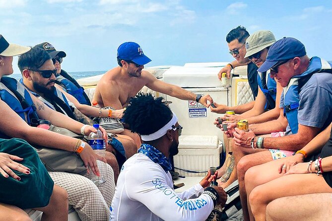 Full Day by the islands of the Rosary Cartagena - Boat-Day Reality: Space, Stops, and What to Expect When It’s Near Full